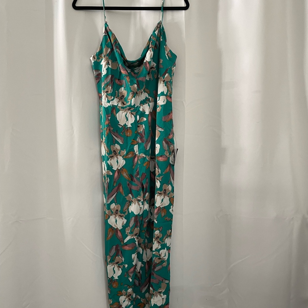 Lulus midi dress NEW